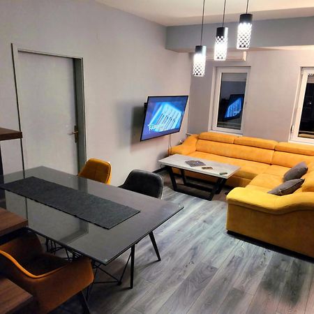 Future Apartments ▍Luxury ▍In The Heart Of Skopje ▍ Esterno foto